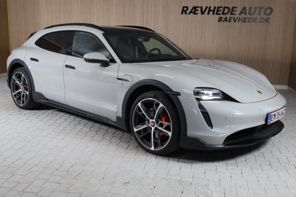 Porsche Taycan 4S Performance+ Cross Turismo