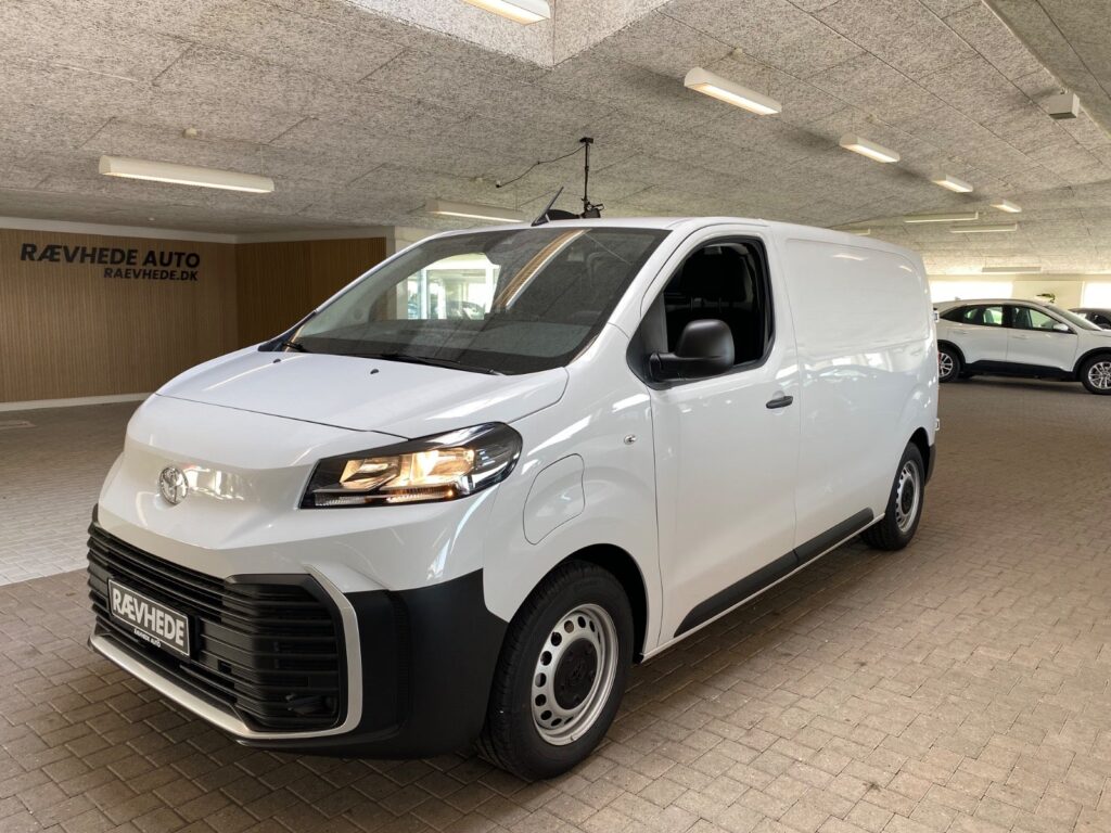 Toyota ProAce Medium Comfort Master
