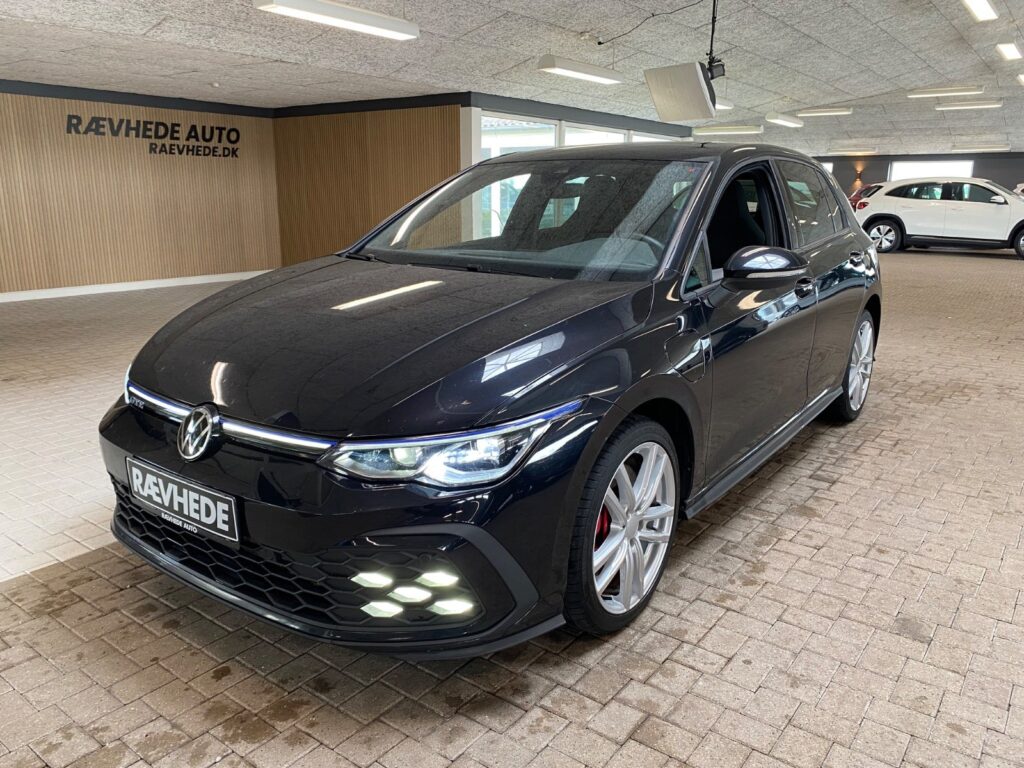 VW Golf-VIII 2022